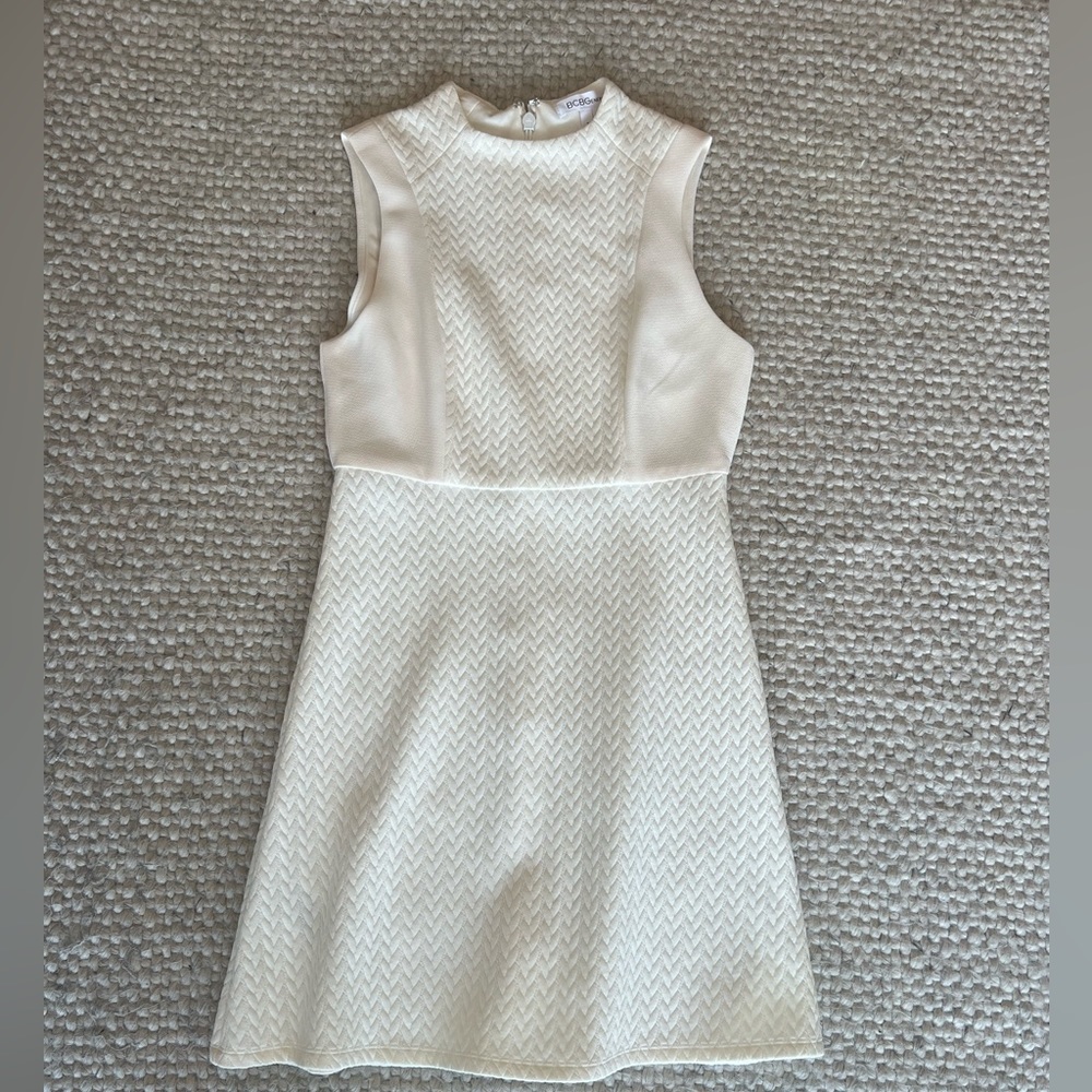 BCBGeneration White Dress - Picture 4 of 11